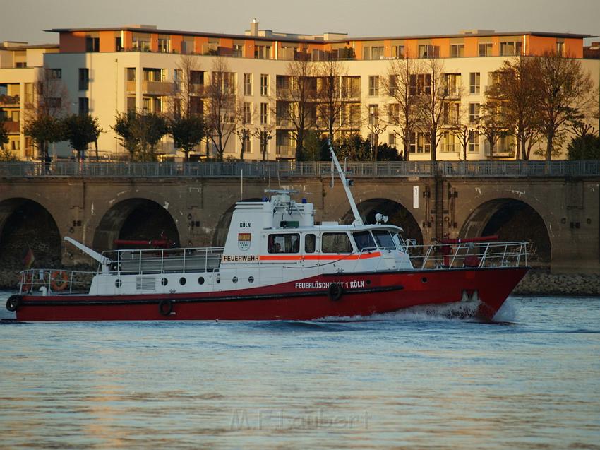 Loeschboot Branddirektor Hans   P047.JPG